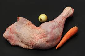 VO356 - CUISSE DE DINDE FEMELLE : 2 pièces env. 1,3 à 2 kg – sous vide