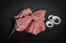 VO363 - SAUTE DE DINDE SANS OS SANS PEAU : 1 pièce env. 1 kg – sous vide