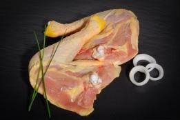 VO405 - CUISSE DE PINTADE : 1 pièce env. 220 gr – Emballage papier – env.4 à 5 pièces au kilo